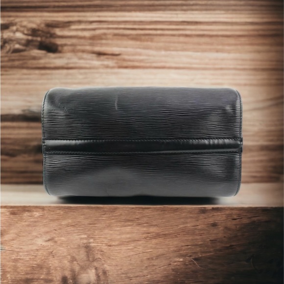 Louis Vuitton Black Epi Leather Noir Speedy 25 Boston Bag - Picture 2 of 14